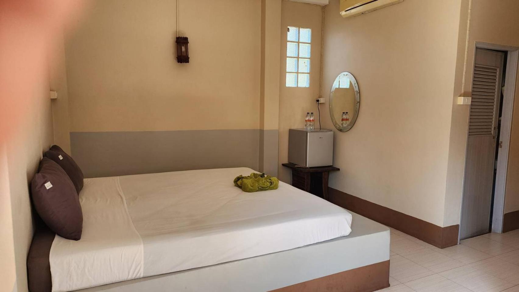 קו טאו Sarin Guesthouse สาริน מראה חיצוני תמונה