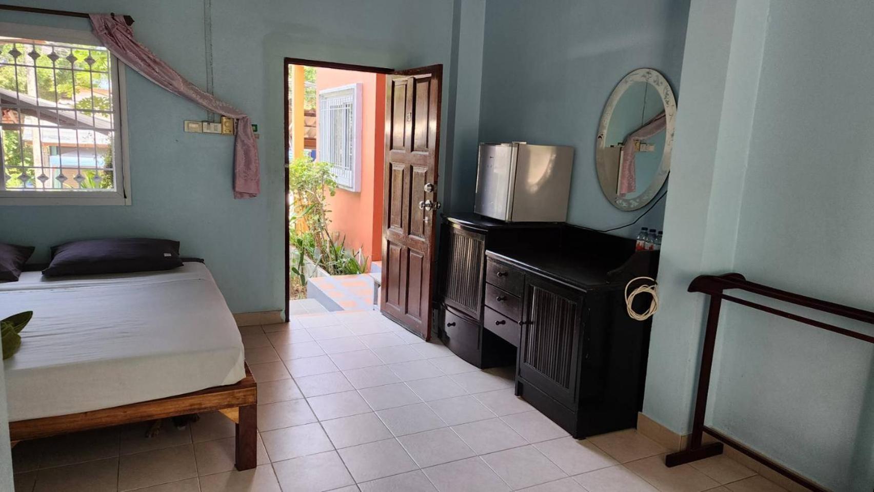 קו טאו Sarin Guesthouse สาริน מראה חיצוני תמונה